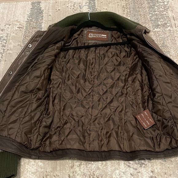 Stone Mountain brown leather bomber jacket - Picture 4 of 5